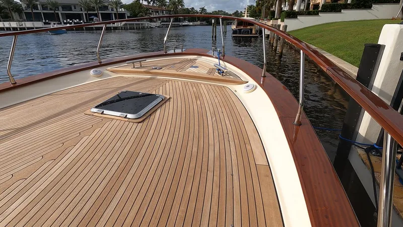 Slide: The Image of 2023 Fratelli Aprea Sorrento Cabinatto 32 boat deck with wooden finish. - 45