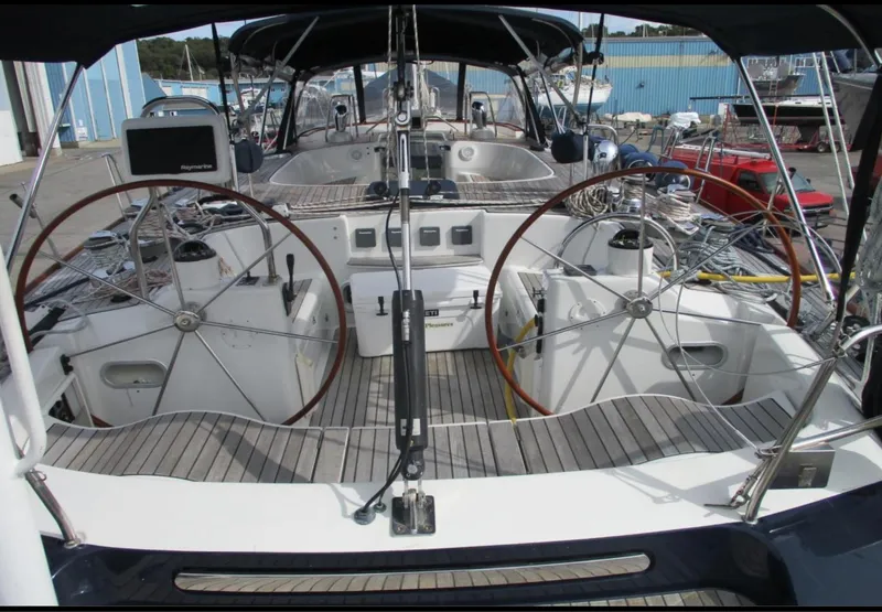 Slide: The Image of Underwater view of CNB 64 yacht's propeller and rudder, 2003 model. - 33