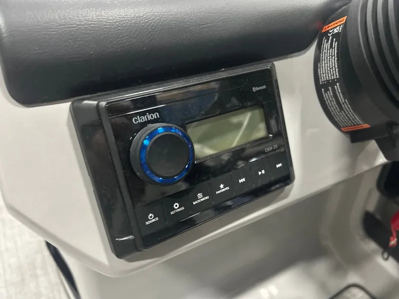 Slide: The Image of Harris 210 Cruiser 2025 - 14