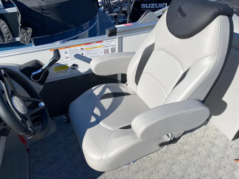 Slide: The Image of South Bay 224 RS LE 2025 - 12