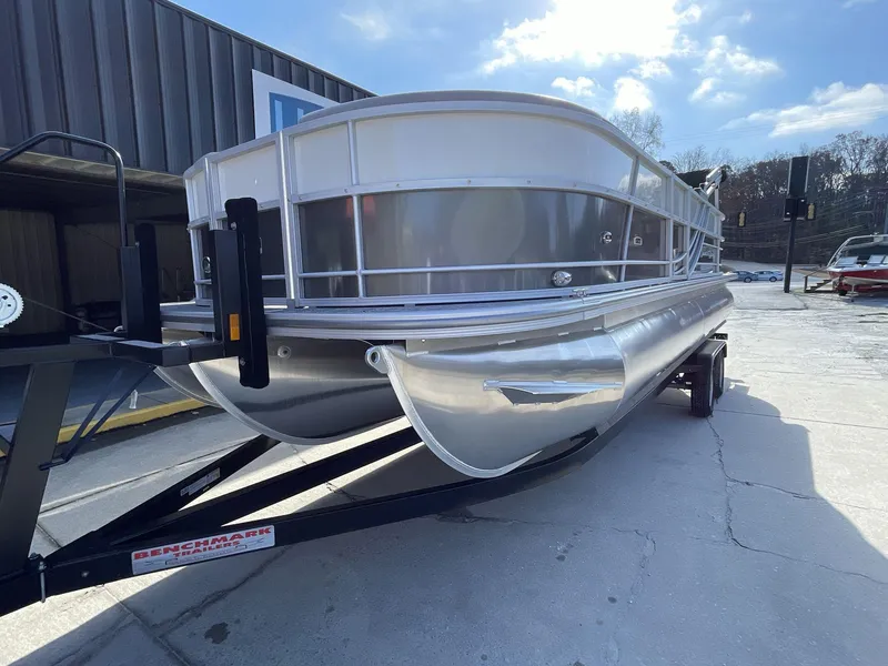 Slide: The Image of South Bay 224 RS LE 2025 - 14