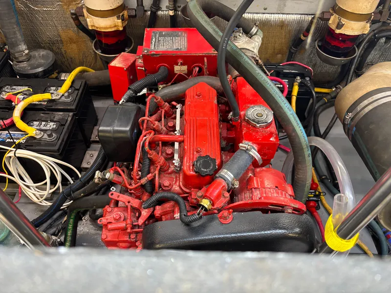 Slide: The Image of Caterpillar 3126 Marine Power engine in a 2001 Silverton 410 Sport Bridge yacht. - 24