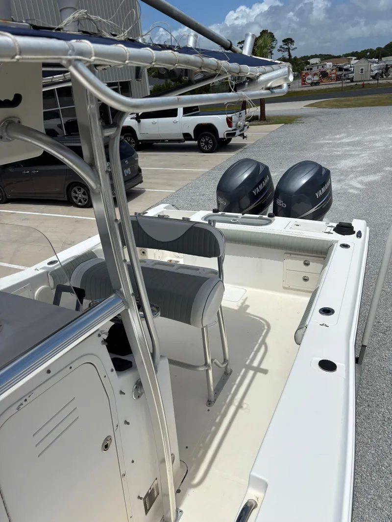 Slide: The Image of Sea Hunt Triton 260 2007 - 9