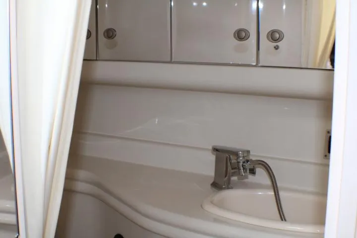 Slide: The Image of Sea Ray 340 Sundancer 2007 - 53