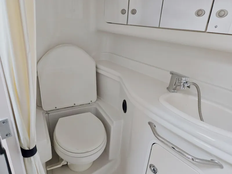 Slide: The Image of Sea Ray 340 Sundancer 2007 - 54