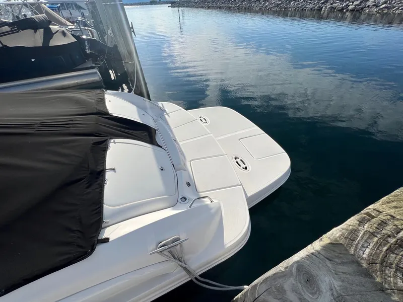 Slide: The Image of Sea Ray 290 Sun Sport 2004 - 20