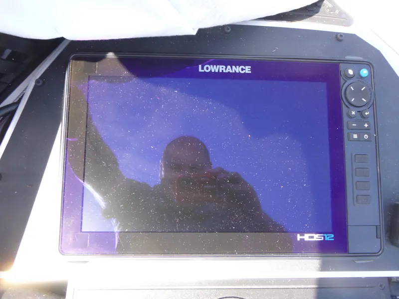 Slide: The Image of Lowrance HDS-12 fishfinder on 2024 Ranger Z521R Ranger Cup Equipped boat. - 13
