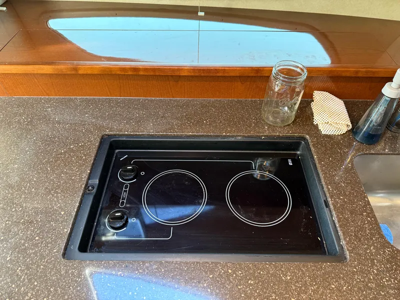 Slide: The Image of Sea Ray 370 Sundancer 2012 - 55