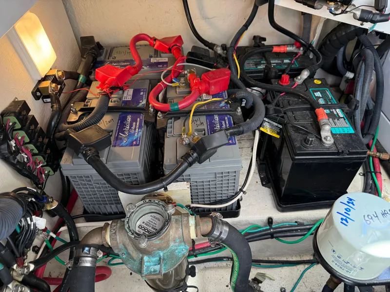 Slide: The Image of Sea Ray 370 Sundancer 2012 - 71