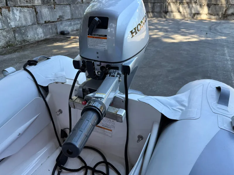 Slide: The Image of Sea Ray 370 Sundancer 2012 - 88