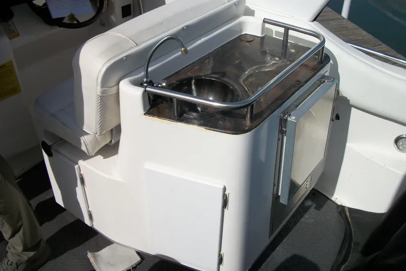 Slide: The Image of Boat interior with sink and seating, Thompson 3400 Santa Cruz, 2001 model. - 8