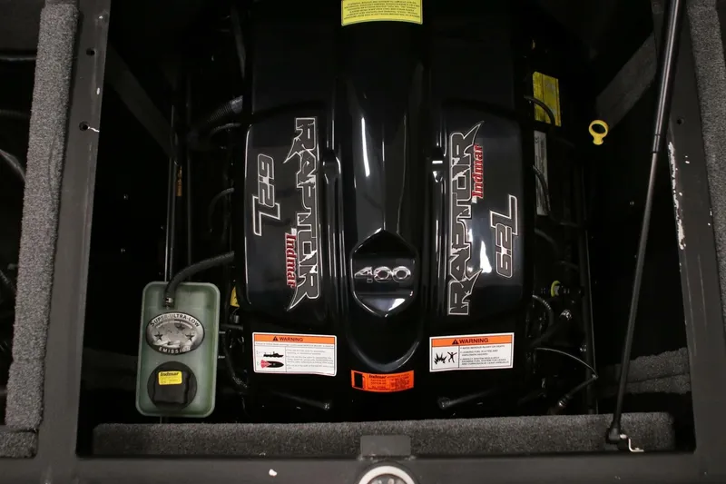 Slide: The Image of 2018 Supra SR400 engine compartment featuring a Raptor 6.2L motor. - 68