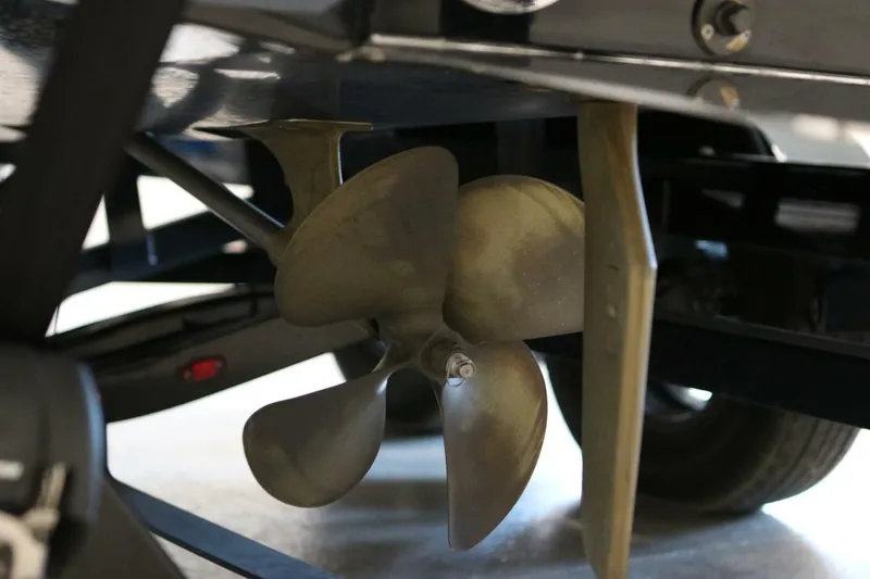 Slide: The Image of 2018 Supra SR400 boat propeller and rudder detail. - 111