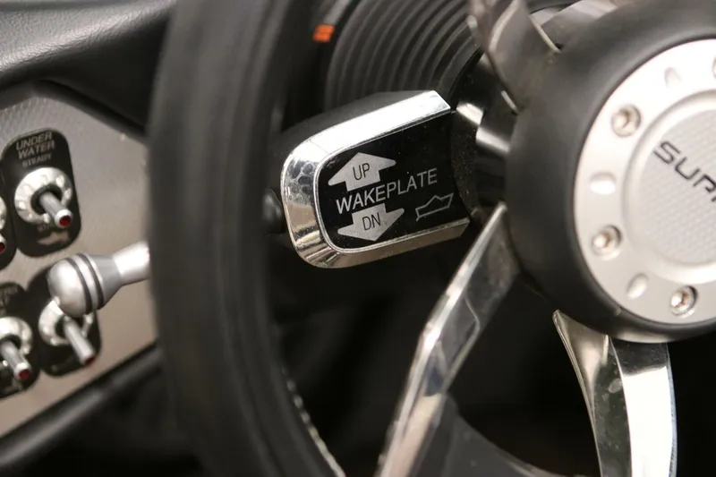 Slide: The Image of 2018 Supra SR400 steering wheel with wakeplate control lever. - 44