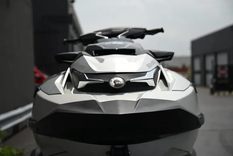 Slide: The Image of Sea-Doo GTX Limited 300 White Pearl Premium 2024 - 11