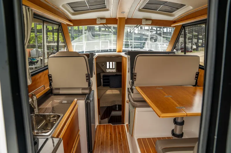 Slide: The Image of Cutwater C-28 2020 - 13