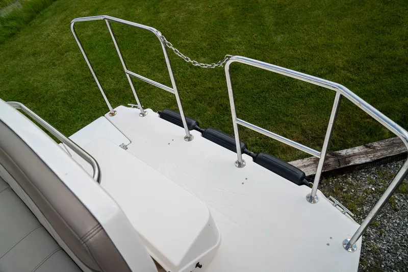 Slide: The Image of Cutwater C-28 2020 - 8