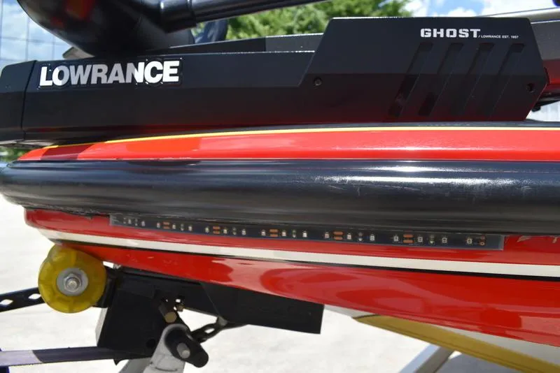 Slide: The Image of Red Nitro z9cdc boat with Lowrance Ghost trolling motor, 2008 model. - 16