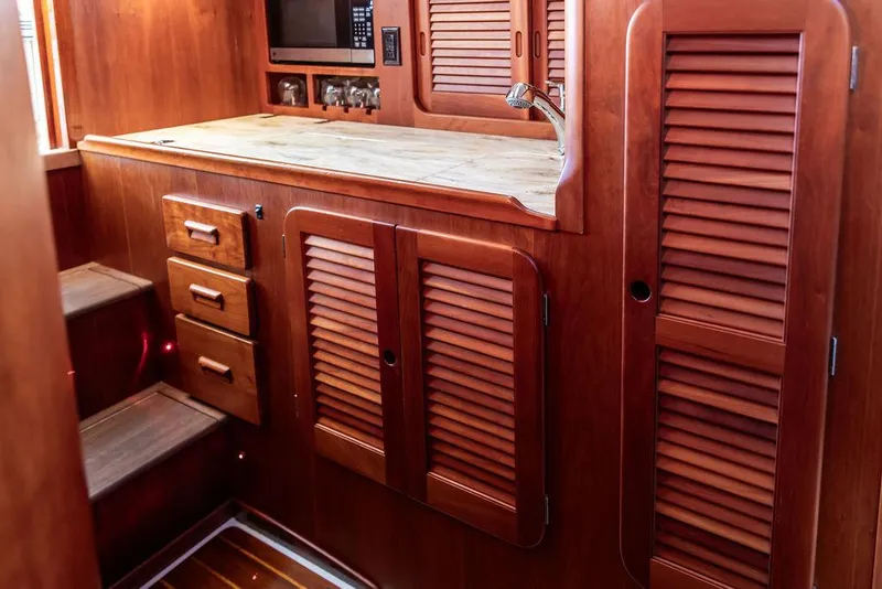 Slide: The Image of Hinckley Yachts Picnic Boat 37 MKIII 2011 - 63