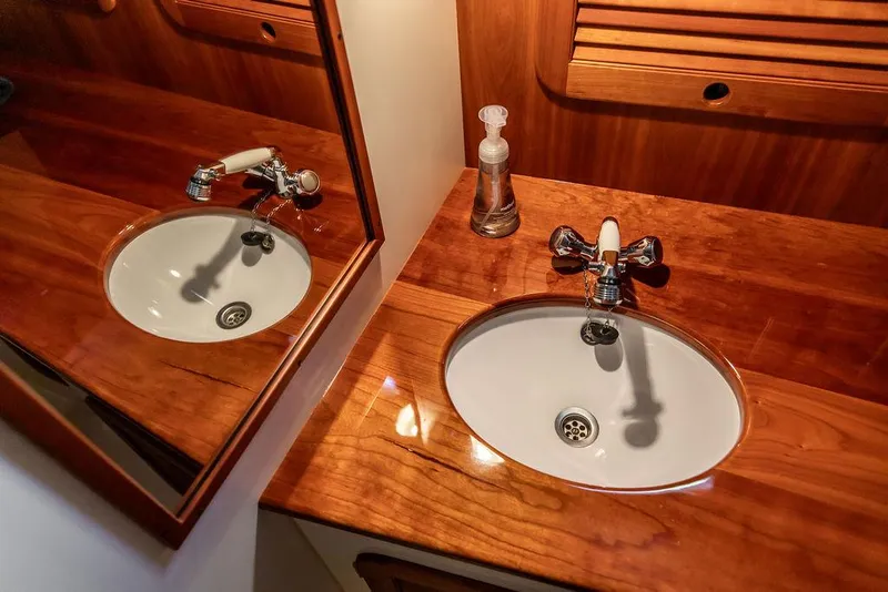 Slide: The Image of Hinckley Yachts Picnic Boat 37 MKIII 2011 - 66