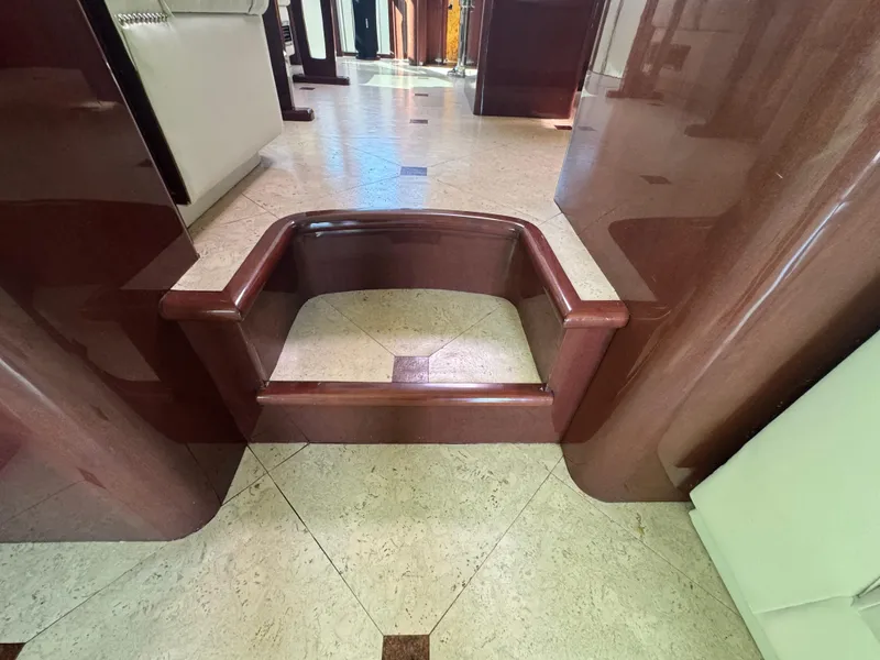 Slide: The Image of Neptunus 62 Flybridge 2012 - 64