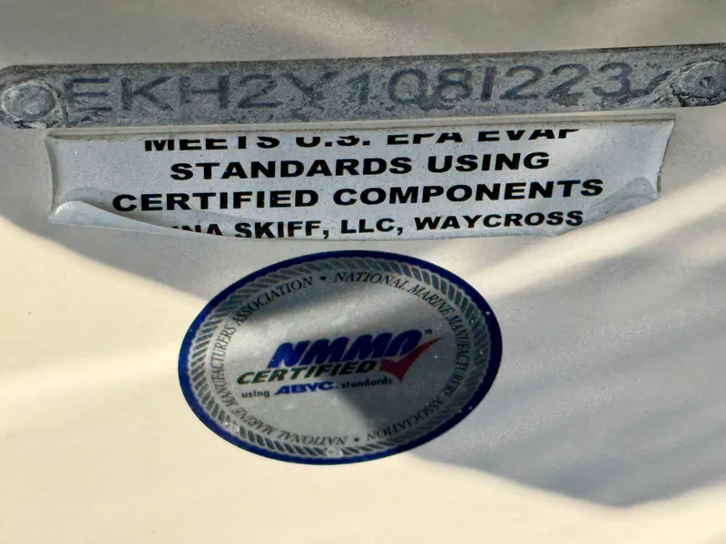 Slide: The Image of 2023 Carolina Skiff 21 LS certification labels and serial number detail. - 19