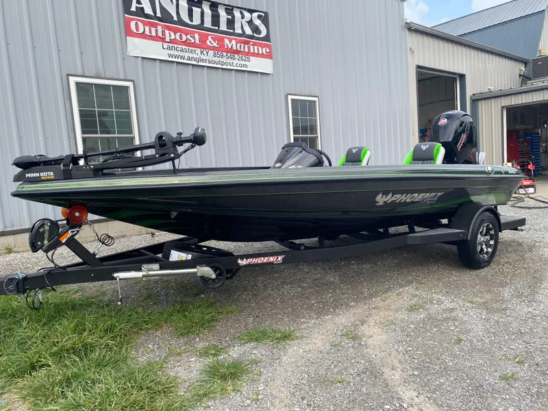 Slide: The Image of 2025 Phoenix 818 Pro boat at Anglers Outpost & Marine dealership. - 3