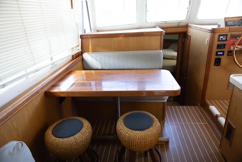 Slide: The Image of Mainship 400 Trawler 2006 - 51