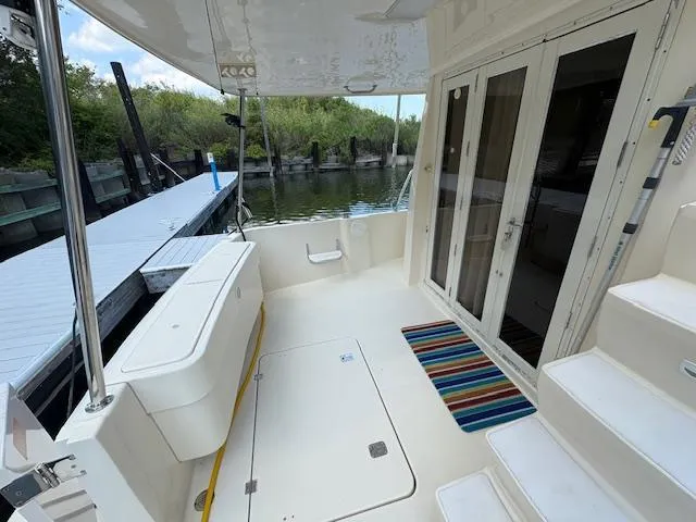 Slide: The Image of Mainship 400 Trawler 2006 - 85