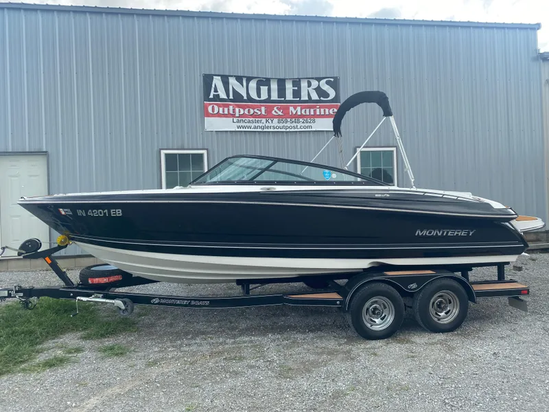 Slide: The Image of 2018 Monterey 224FS boat on trailer at Anglers Outpost & Marine. - 1