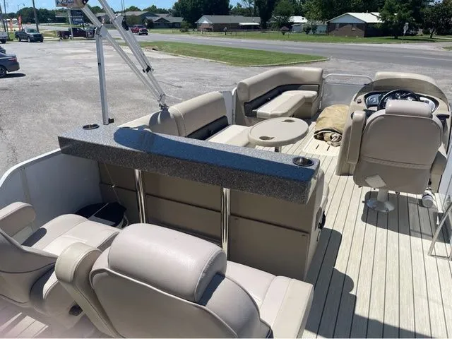 Slide: The Image of SunCatcher V 324SE 2019 - 15