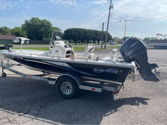 Slide: The Image of Blue Wave 190 DELUXE 2009 - 4