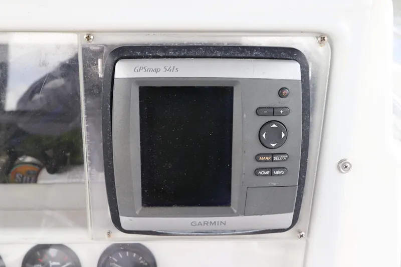 Slide: The Image of Garmin GPSmap 541s on 2001 Fountain 25CC boat dashboard. - 15