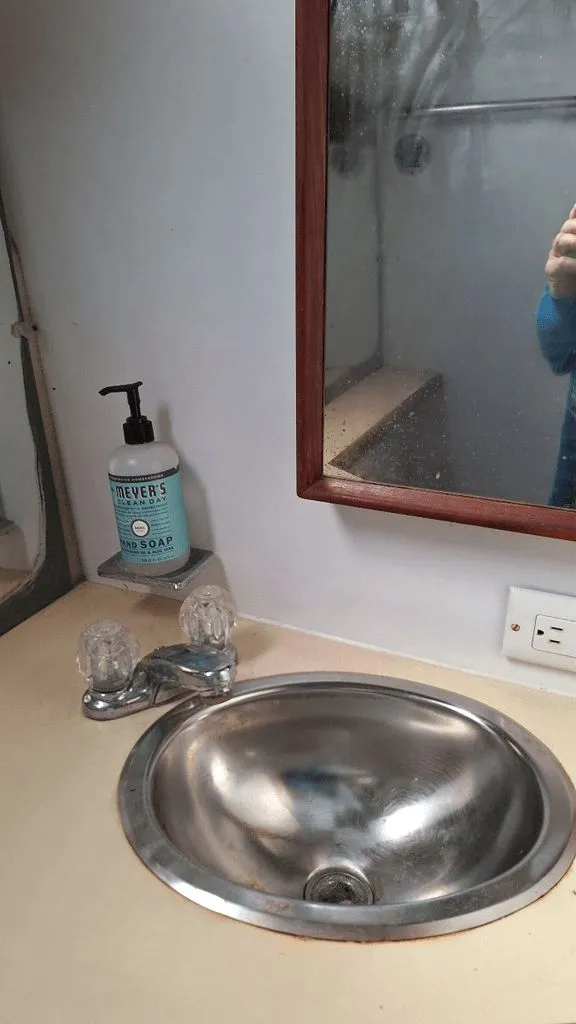 Slide: The Image of Carver 32 Aft Cabin Motor Yacht 1982 - 14