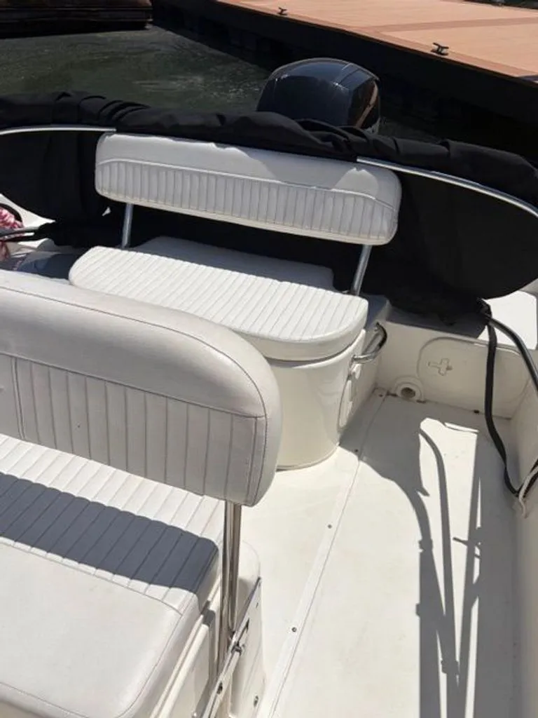 Slide: The Image of Boston Whaler 190 Montauk 2014 - 22