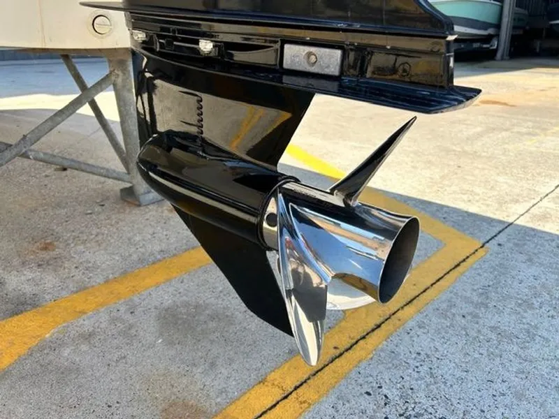 Slide: The Image of Boston Whaler 190 Montauk 2014 - 39