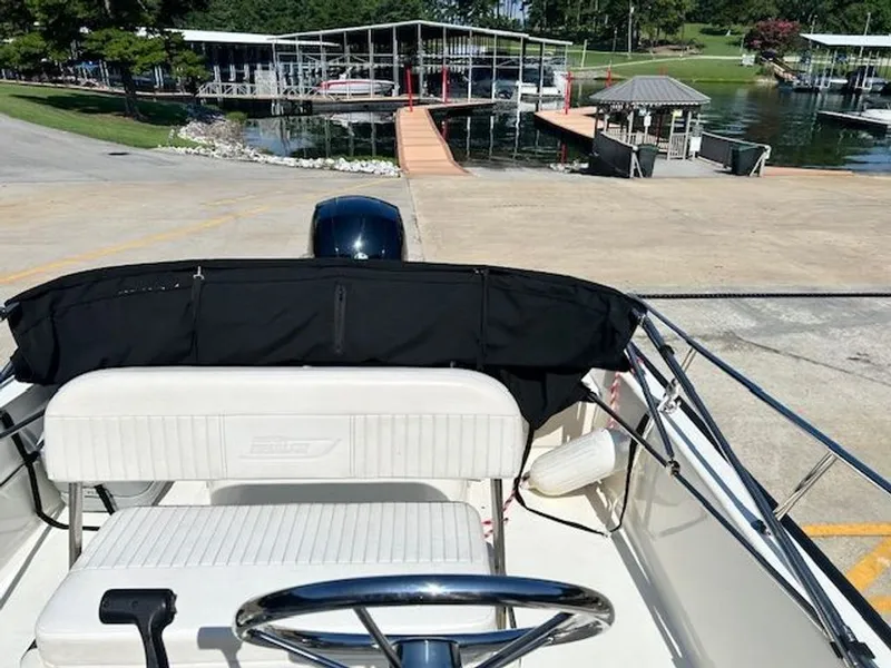 Slide: The Image of Boston Whaler 190 Montauk 2014 - 4