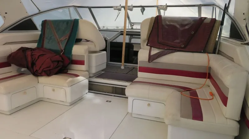 Slide: The Image of Trojan 10 Meter Express 1987 - 5