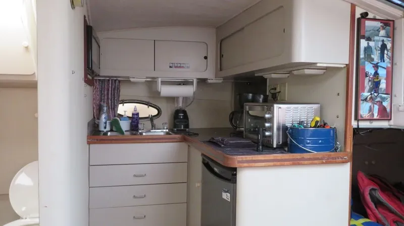 Slide: The Image of Trojan 10 Meter Express 1987 - 8