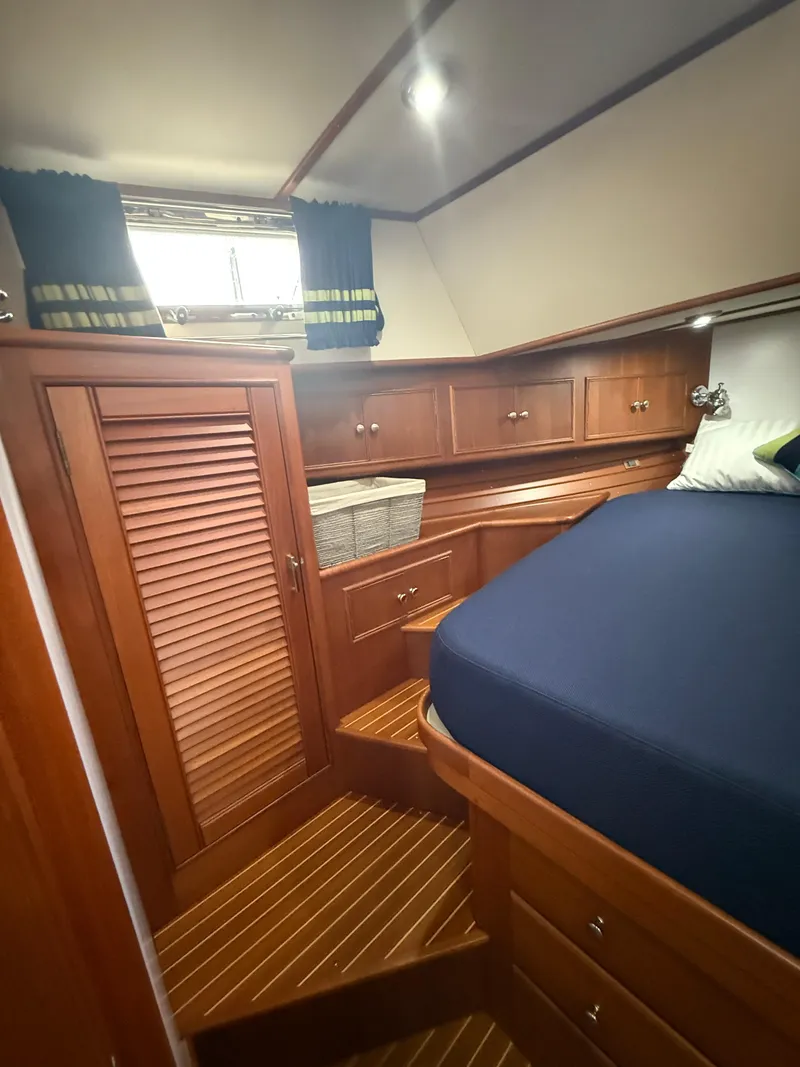 Slide: The Image of Luxurious cabin interior of 2002 Grand Banks 43 Eastbay HX yacht. - 27