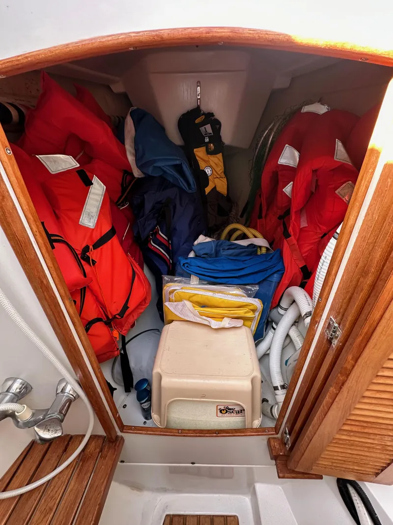 Slide: The Image of Hunter Legend 45 1987 - 55