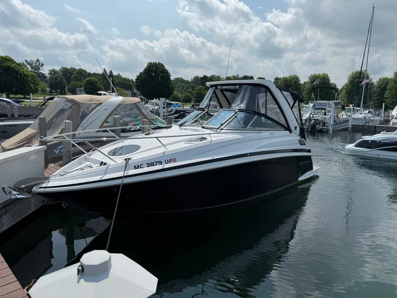 Slide: The Image of Regal 28 Express 2018 - 0