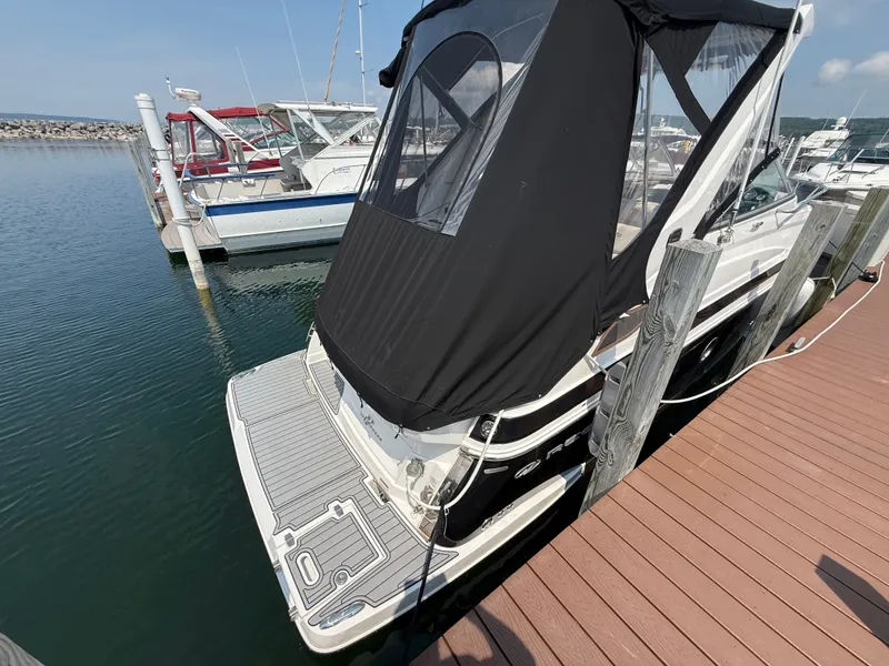 Slide: The Image of Regal 28 Express 2018 - 3