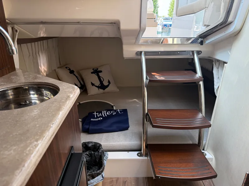 Slide: The Image of Regal 28 Express 2018 - 4