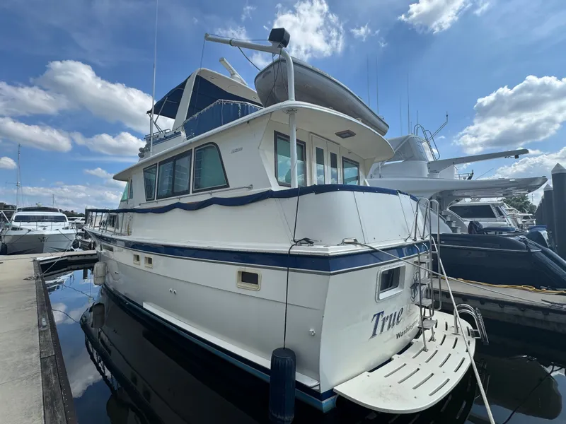 Slide: The Image of Hatteras 53 Extended Deck 1985 - 11