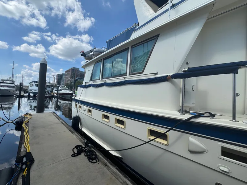 Slide: The Image of Hatteras 53 Extended Deck 1985 - 16