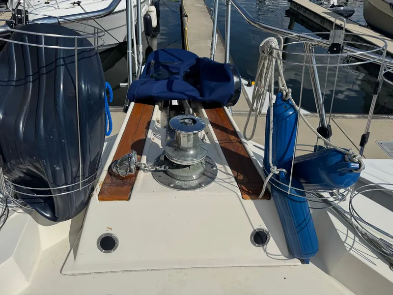 Slide: The Image of Hatteras 53 Extended Deck 1985 - 27