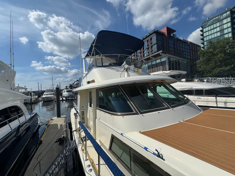 Slide: The Image of Hatteras 53 Extended Deck 1985 - 28