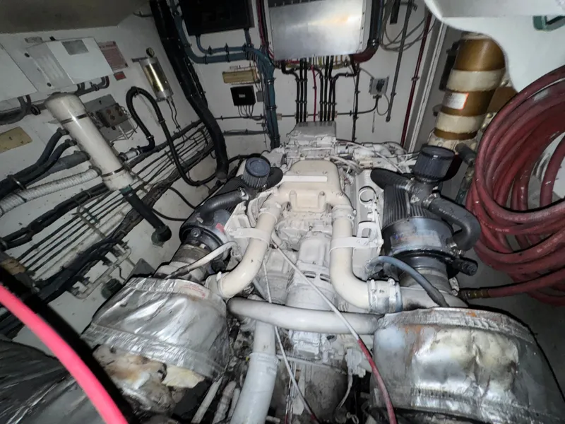 Slide: The Image of Hatteras 53 Extended Deck 1985 - 63