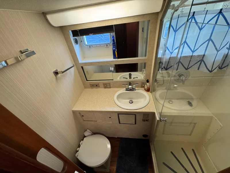 Slide: The Image of Hatteras 53 Extended Deck 1985 - 71